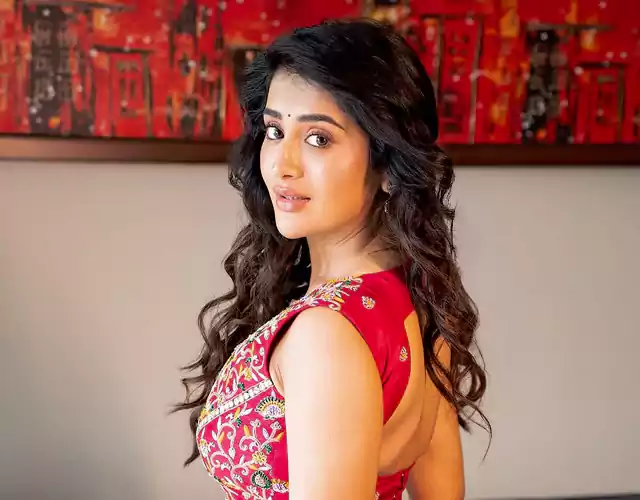 Actress Rashi Singh Latest Stills